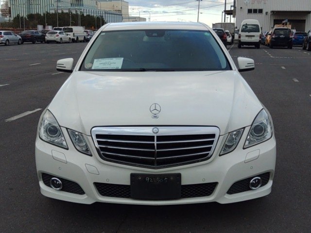 
								MERCEDES BENZ E-CLASS full									
