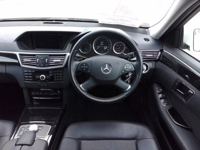 
								MERCEDES BENZ E-CLASS full									