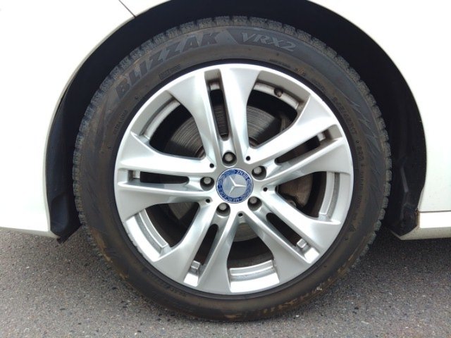 
								MERCEDES BENZ E-CLASS full									