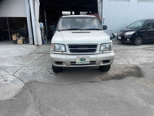 
								ISUZU BIGHORN full									