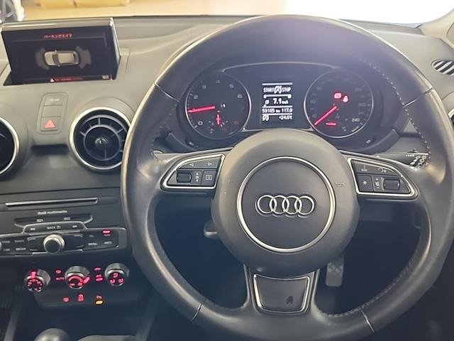 
								AUDI A1 SPORTBACK full									