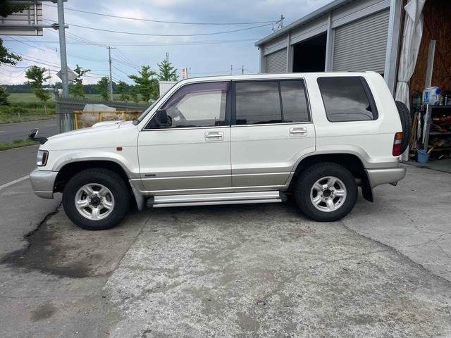 
								ISUZU BIGHORN full									