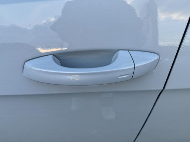 
								VOLKSWAGEN GOLF full									