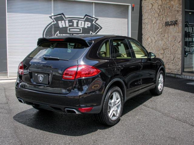 
								PORSCHE CAYENNE full									