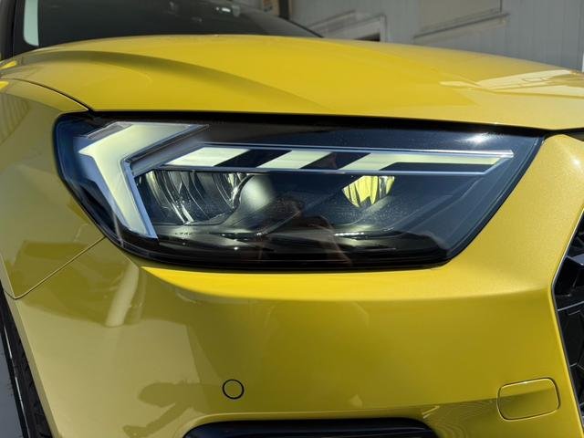 
								AUDI A1 SPORTBACK full									