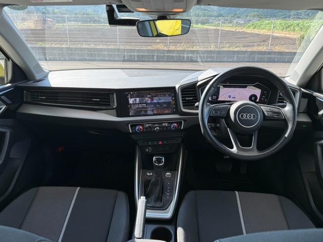 
								AUDI A1 SPORTBACK full									