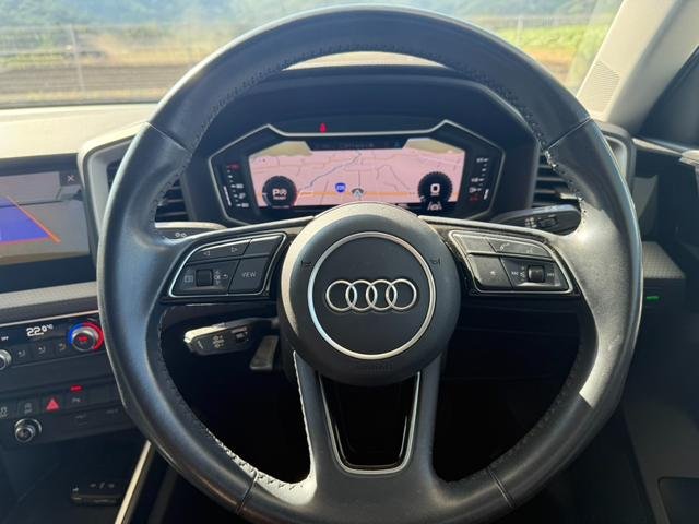 
								AUDI A1 SPORTBACK full									